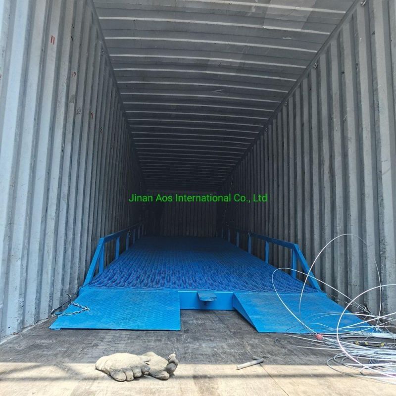 Hydraulic Dock Leveler Container Loading Ramp 12 Tons Capacity