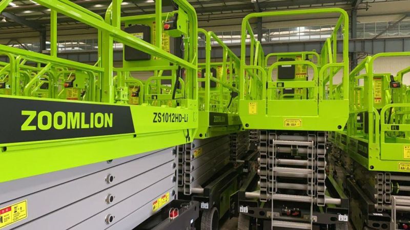 Zoomlion 13.8m Mobile Scissor Lift Zs1212HD Aerial Work Platform