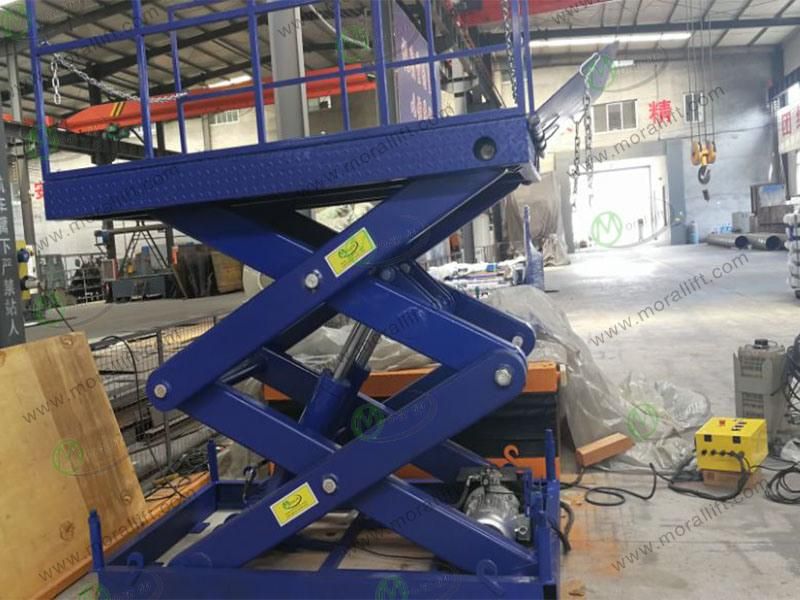 Hydraulic Portable Scissor Mini Lift for Cargo