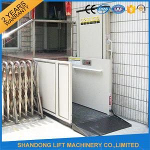 Small Home Hydraulic Wheelchair Man Lift for Old People