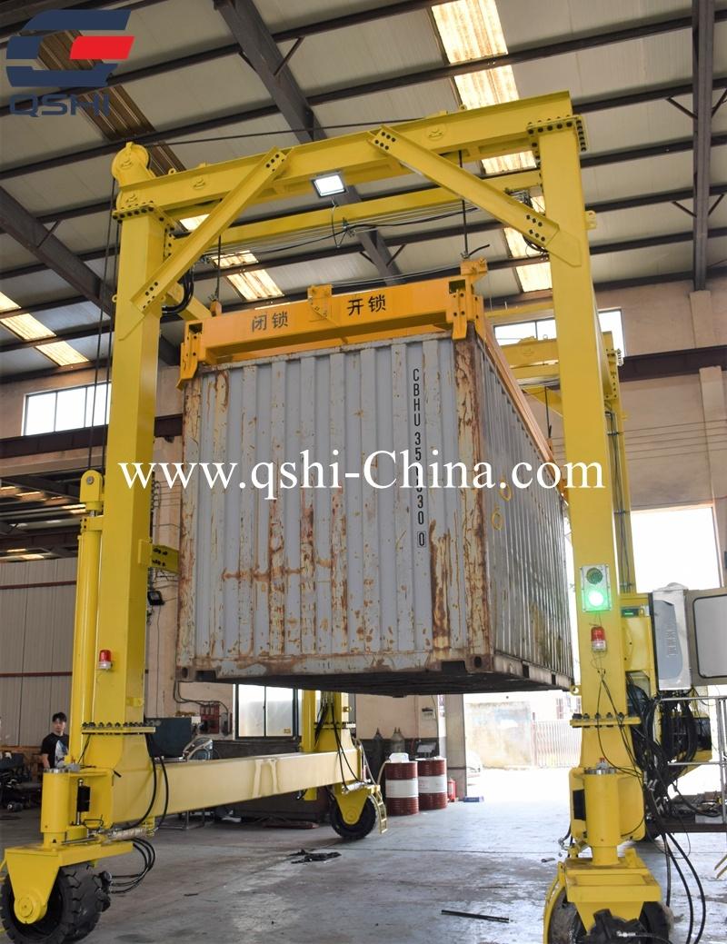 Qshi New Designed Container Lifting Crane Used at Container Yard