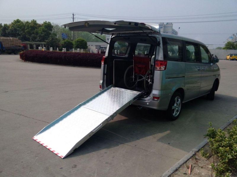 Bmwr-201 Manual Wheelchair Ramp for Van