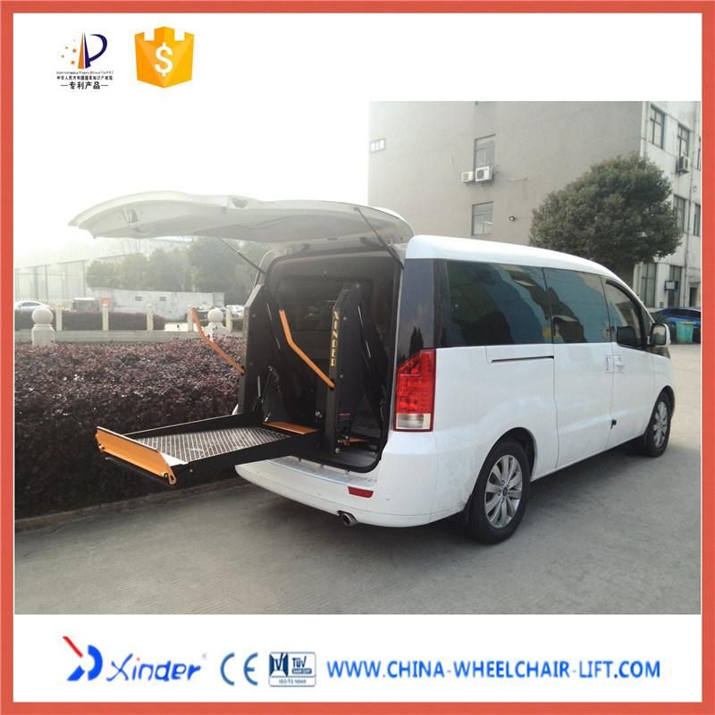 CE Electric & Hydraulic Wheelchair Car Lift for Passenger