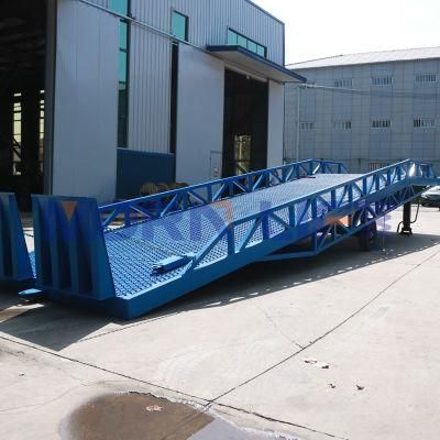 Factory Price Moving Morn CE, ISO China Container Forklift Hydraulic Loading Ramp with CE
