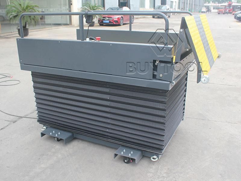 Small, Flexible Open Platform Lift for Disabled