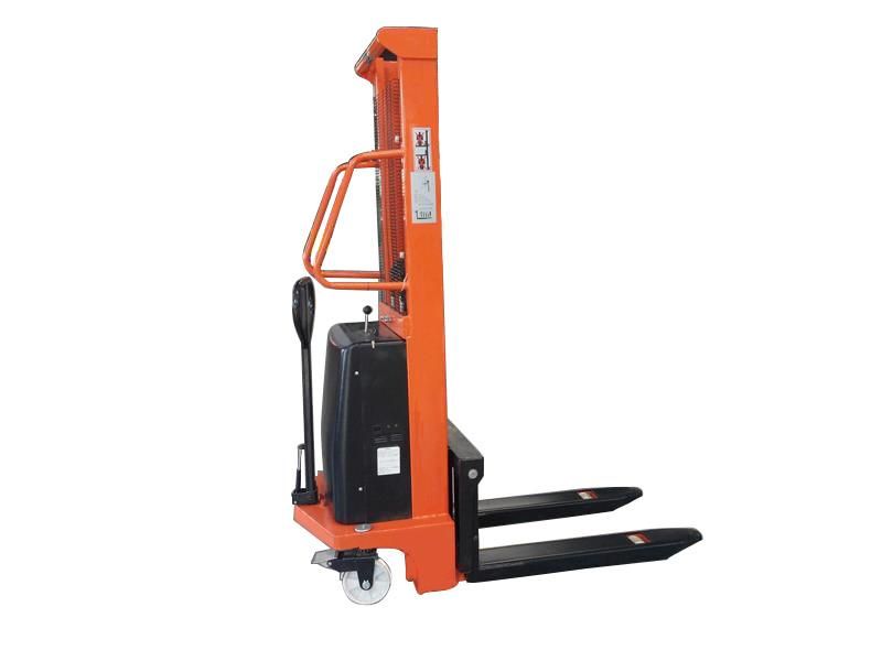 China Top Rank Semi-Electric Pallet Stacker