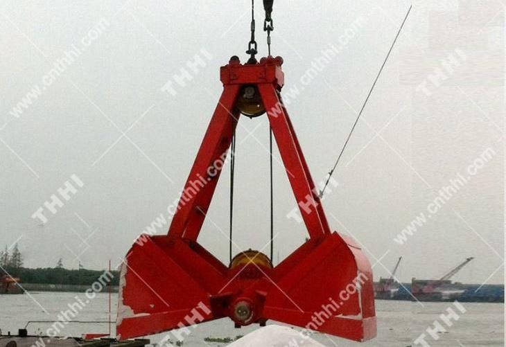 Hydraulic Orange Peel Grab Used on Stock Dump