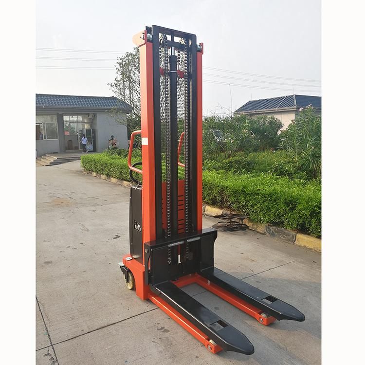 China Top Rank Semi-Electric Pallet Stacker