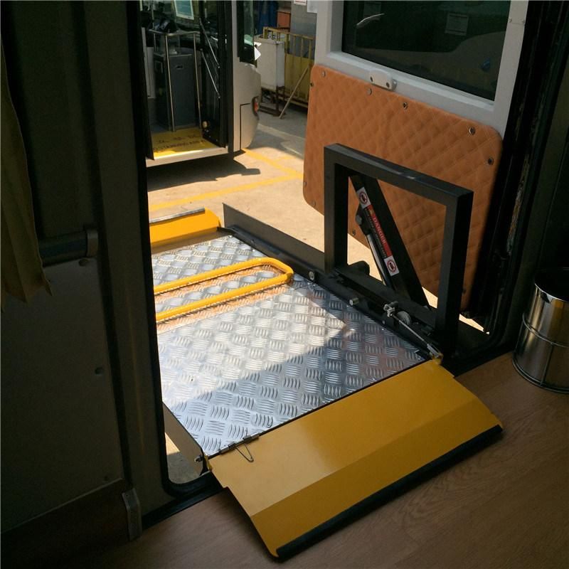 Wl-T-1000g Semi-Automatic Wheelchair Lift with Loading Capacity 300kg