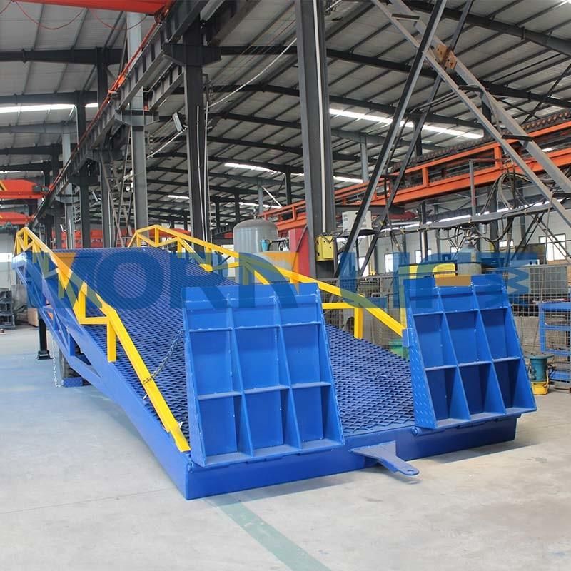 Adjustable Height Hydraulic Yard Loading Ramp with Truck for Trailers