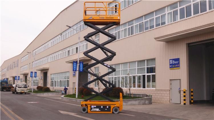 XCMG Manufacturer Mobile Scissor Lifting Platform Xg1412HD China 14m Small Hydraulic Ladder Scissor Table Lift Platform Price