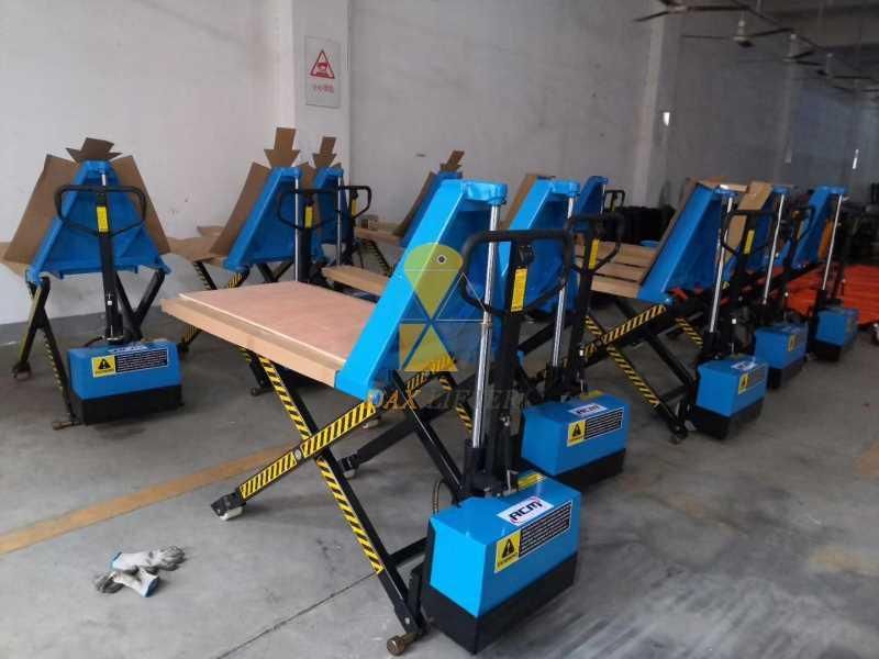 Carrying Materials 1500kg Capacity Portable Durable Construction Machinery for Sale