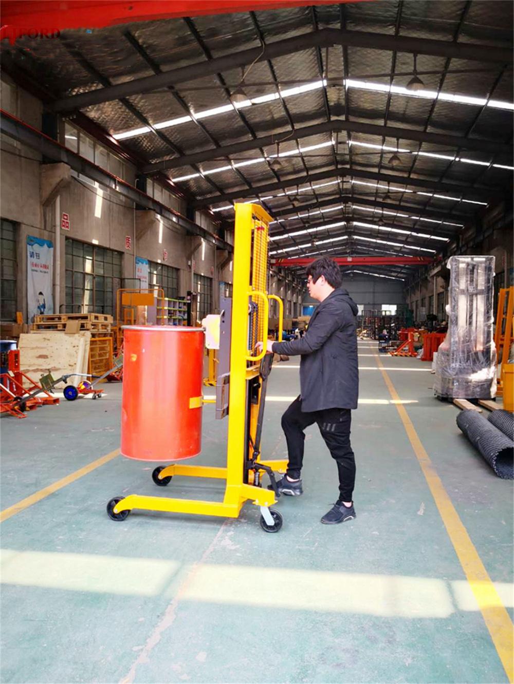 Manual 400kg Pallet Drum Lifter Hydraulic Drum Stacker for Use