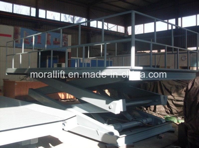Stationary heavy load capacity hydraulic vertical scissor lift