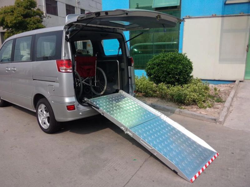 Aluminium Wheelchair Folded Ramp for Rear Door of Van