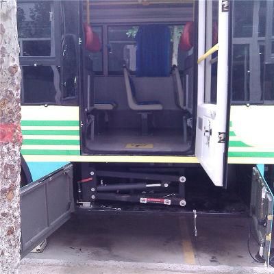 Wl-T-1000g Semi-Automatic Wheelchair Lift with Loading Capacity 300kg