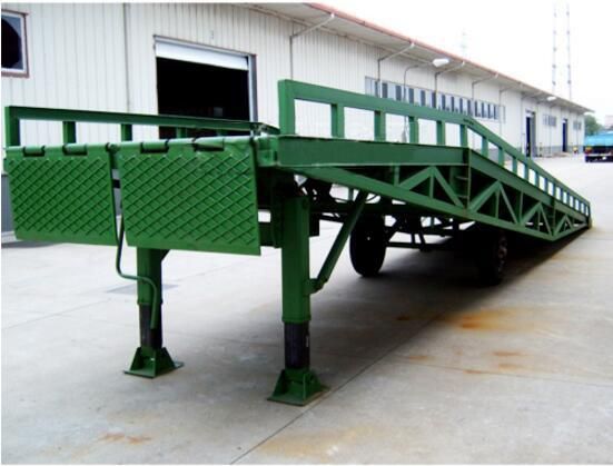 Hydraulic Loading Lip Dock Leveler for Logistic Logistic Park Capacity 6000 Kg 10000 Kg Movable Dock Leveler