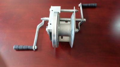 Auto Brake Hand Winch 2000lb with Two Handle Bar