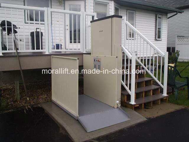 Hydraulic portable vertical lift wheelchair lift for home use