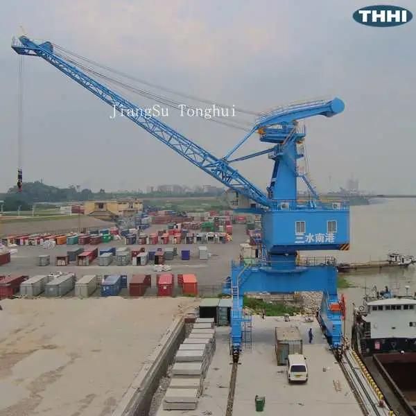 Port Travelling Four-Link Level Luffing Crane