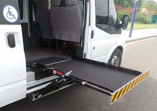 Hydraulic Wheelchair Lift for Van Side Door with Ce Certification and Loading 300kg